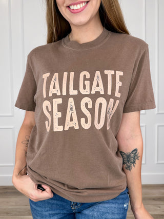 Brown cotton crewneck graphic tee with 'TAILGATE SEASON' front print