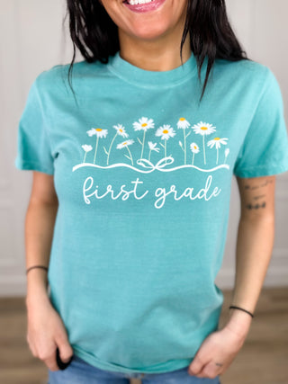Gardeners of Greatness Cotton Short Sleeve Teal Avery Mae Graphic Tee Shirt - Multiple Options (Comfort Colors)