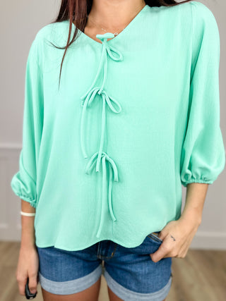 Staying Right Here Lightweight 3/4 Sleeve Avery Mae Top - 3 colors!