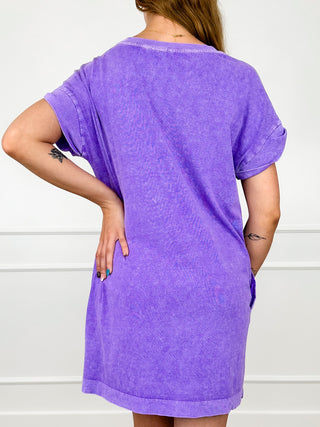 Purple cotton T-shirt dress with short sleeves, open-back style, patch pocket