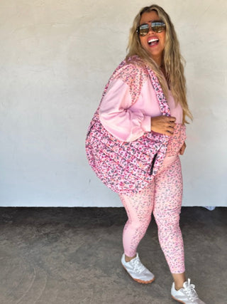 Romanticizing My Life Puffer Bag - Multiple Options