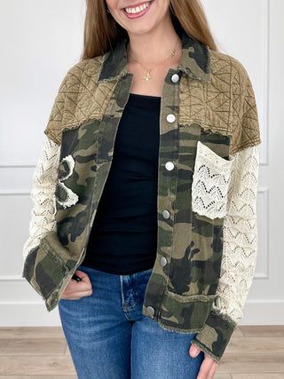 Women’s camo print long-sleeve jacket with button front, quilted fabric, and lace pocket