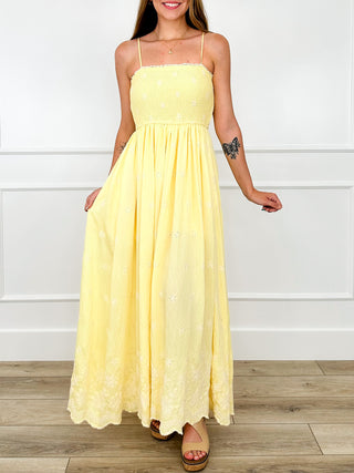 Yellow cotton blend maxi dress, square neckline, spaghetti straps, tiered skirt