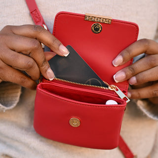 PRE-ORDERSTG Clip & Go Crossbody Strap - Unique RFID