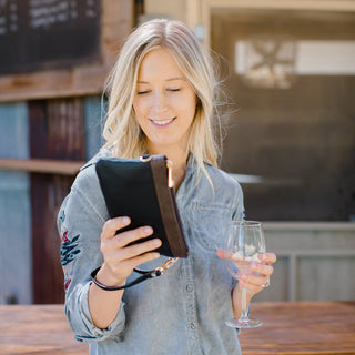 Catchy Clutch - 2 options!