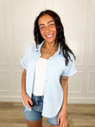 There is a Right Way Lightweight Blue Avery Mae Button Up Top