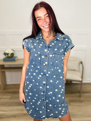 Planned on it Cotton Blend Medium Wash Avery Mae Dress