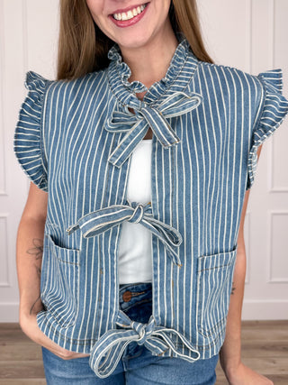 Bibi Adding to Your Happiness Cotton Medium Wash Mom Cropped Denim Vest