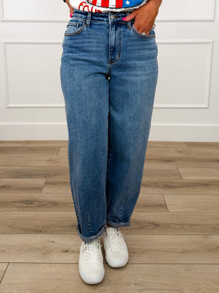 Judy Blue Kaelyn High-Rise Barrel Leg Jeans - Medium Wash (Non-Distressed)
