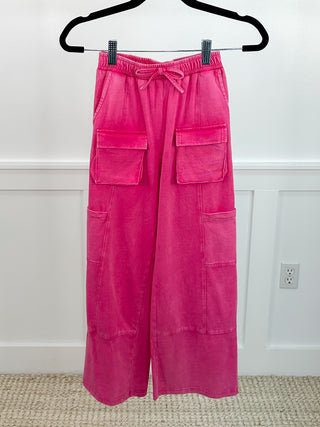 Kids high-rise wide-leg bottoms, pink canvas with drawstring and cargo pockets