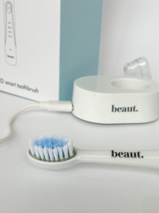 PRE-ORDER BEAUT smile kleen toothbrush