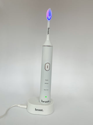 PRE-ORDER BEAUT smile kleen toothbrush