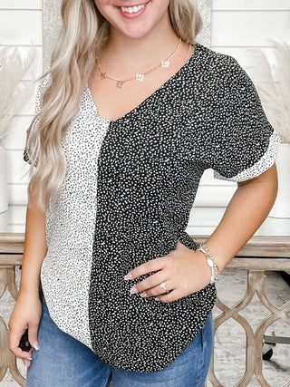 Black and white speckle color-block V-neck short-sleeve top