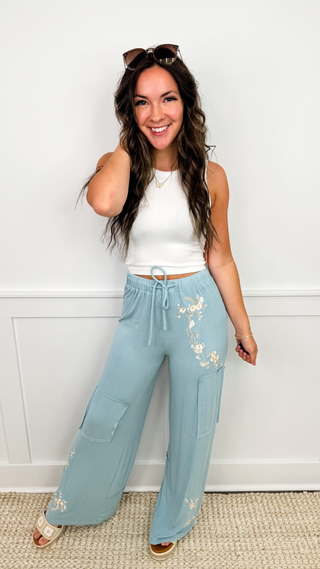 Basic Power Play Ribbed Avery Mae Mom Cropped Tank Top - 2 colors!