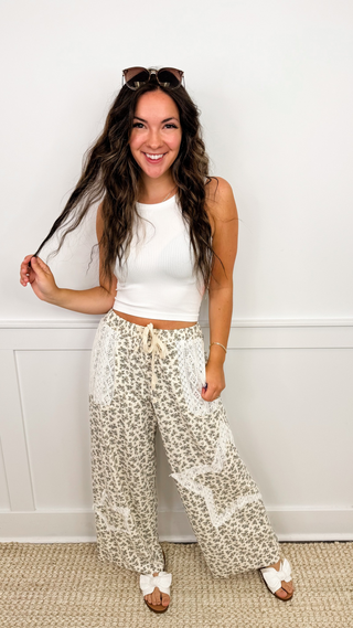 Basic Power Play Ribbed Avery Mae Mom Cropped Tank Top - 2 colors!