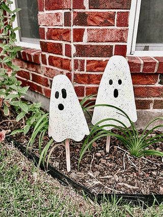 Ghosts With the Most Metal Yard Decor Set (view 2) | Avery Mae Boutique