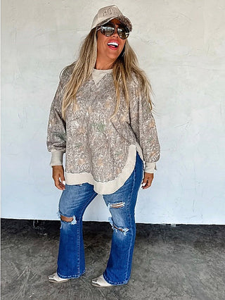 Sand camo long-sleeve crew-neck top with ribbed cuffs