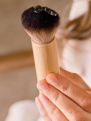 Self Tanner Kabuki Facial Applicator Brush (view 2) | Avery Mae Boutique