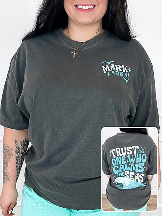 Charcoal cotton short-sleeve graphic tee with Mark 4:35-41 text print