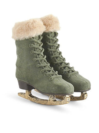 Green lace-up winter boots with faux fur trim on resin skate runners