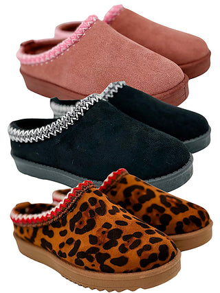 Faux suede slip-on clogs in dark, leopard and pink colors, rounded toe